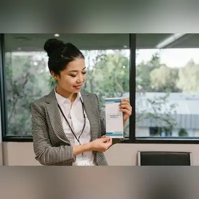 金雅芳